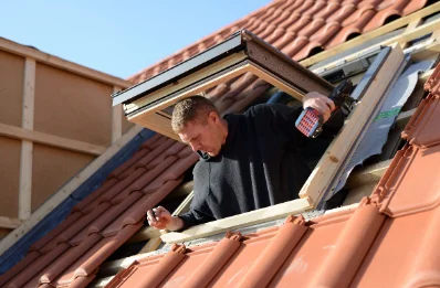 Pose de fenêtres de toit Velux à Résenlieu